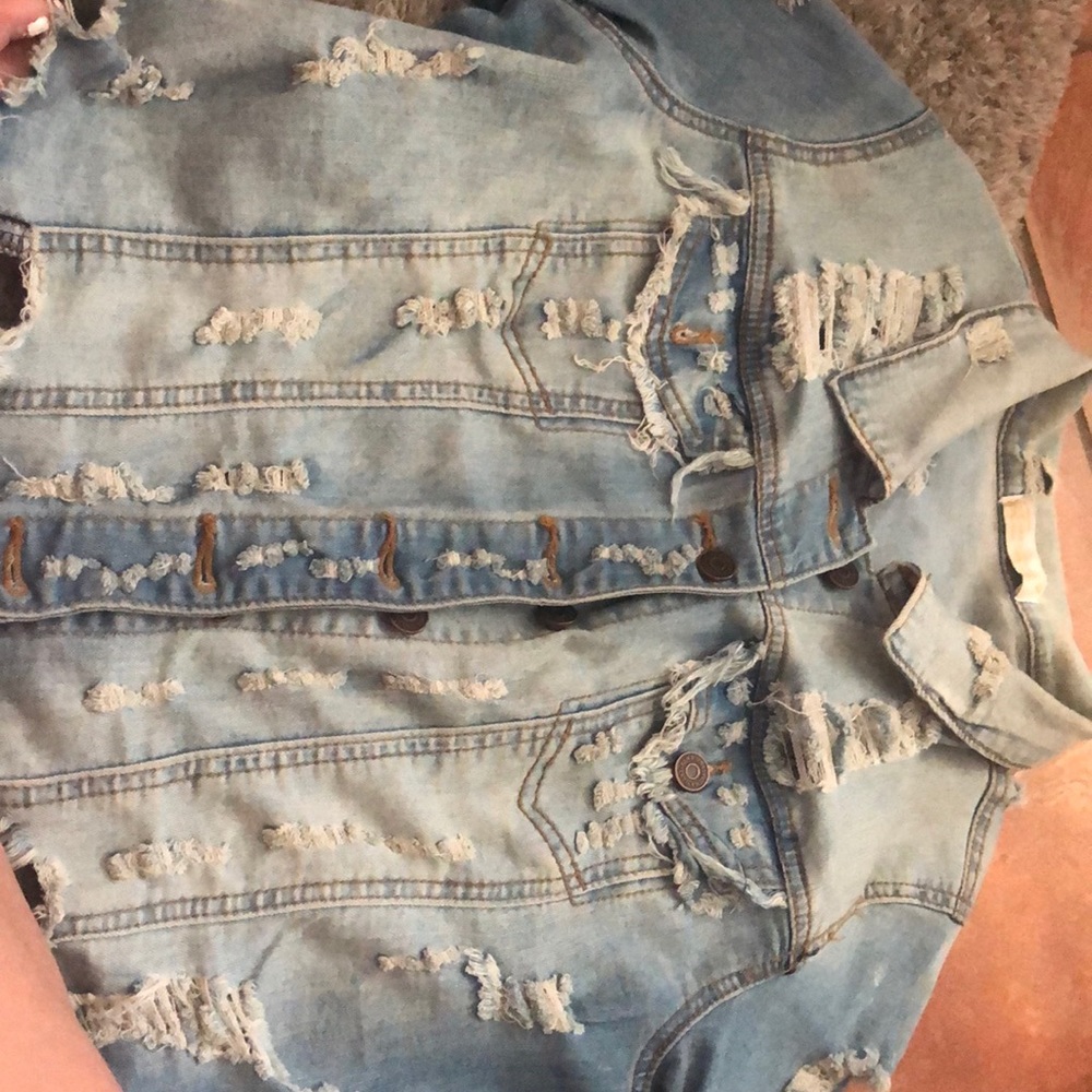 Jean jacket - Picture 2 of 2